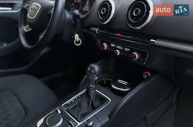 Седан Audi A3 2013 в 