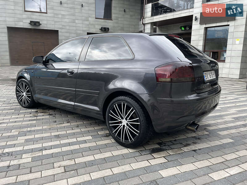 Хетчбек Audi A3 2004 в Красилові