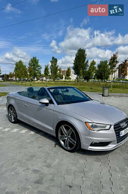 Кабриолет Audi A3 2015 в 