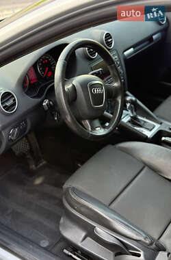 Хэтчбек Audi A3 2006 в 
