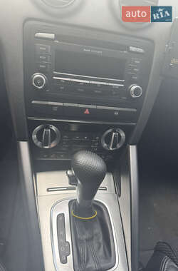 Хэтчбек Audi A3 2009 в 