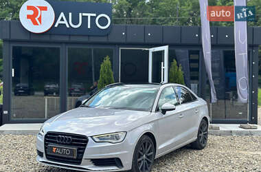 Седан Audi A3 2015 в Львові