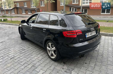 Хэтчбек Audi A3 2011 в 