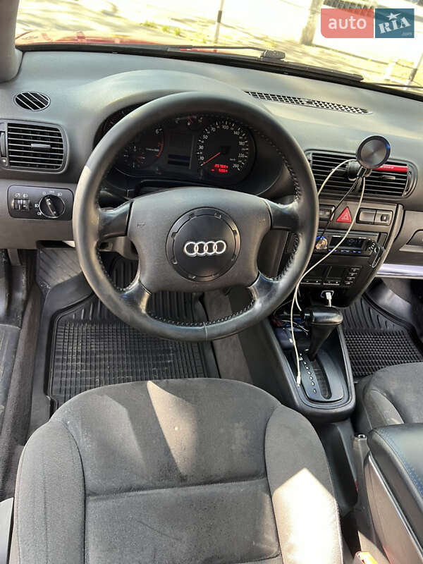 Хэтчбек Audi A3 1998 в Одессе