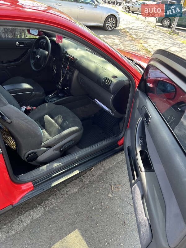 Хэтчбек Audi A3 1998 в Одессе