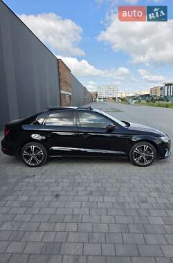 Седан Audi A3 2017 в 
