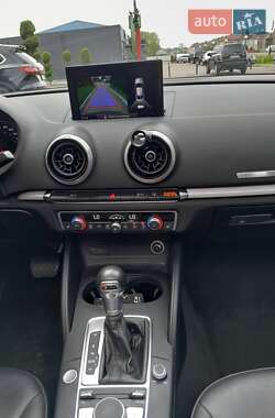Седан Audi A3 2017 в 