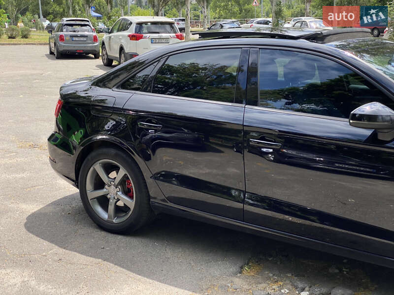 Седан Audi A3 2015 в Києві
