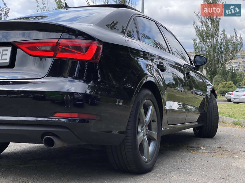 Седан Audi A3 2015 в Києві