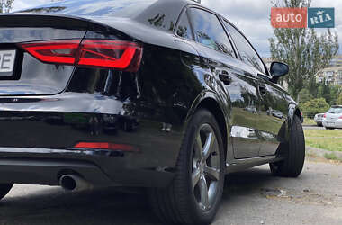Седан Audi A3 2015 в 