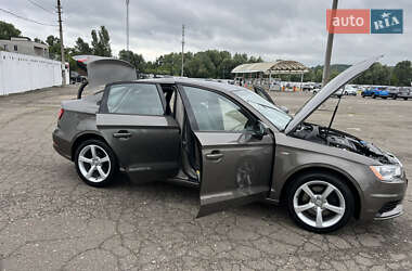Седан Audi A3 2015 в 