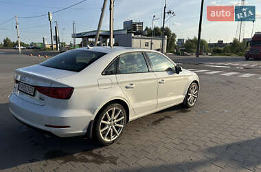 Седан Audi A3 2015 в 