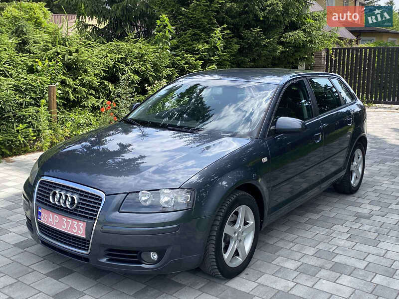Хэтчбек Audi A3 2007 в 