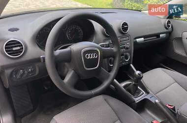 Хэтчбек Audi A3 2007 в 