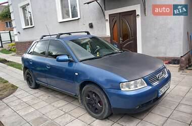 Хэтчбек Audi A3 2001 в 