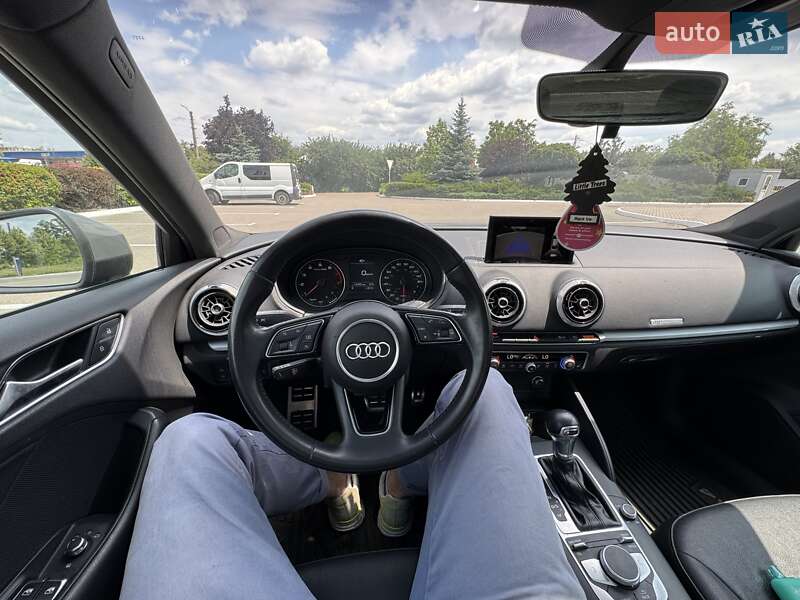Седан Audi A3 2017 в Полтаве