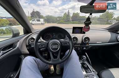 Седан Audi A3 2017 в 