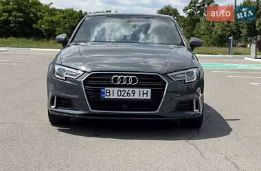 Седан Audi A3 2017 в 