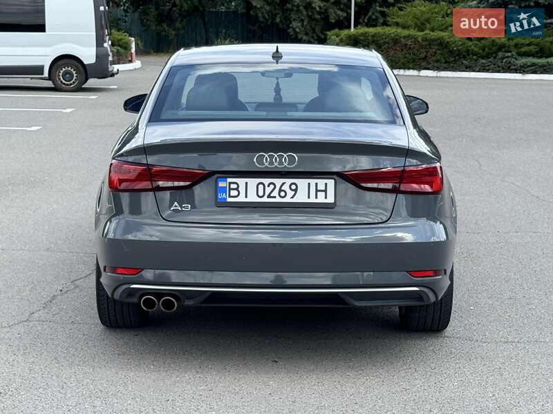 Седан Audi A3 2017 в Полтаве