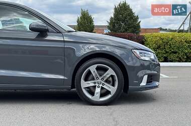 Седан Audi A3 2017 в 