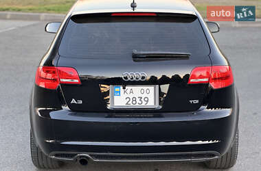 Хэтчбек Audi A3 2011 в 