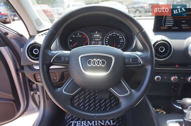Седан Audi A3 2016 в 
