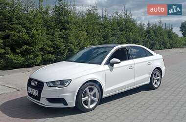 Седан Audi A3 2015 в Шепетовке