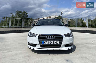 Седан Audi A3 2016 в 