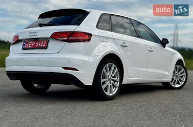 Хэтчбек Audi A3 2020 в 