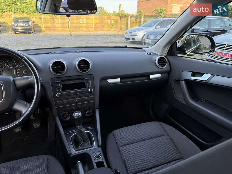 Хэтчбек Audi A3 2009 в Виннице