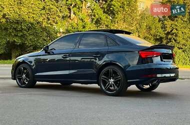 Седан Audi A3 2016 в 