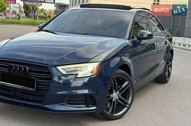 Седан Audi A3 2016 в 