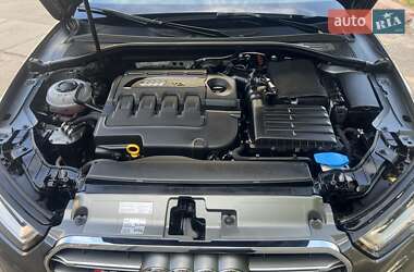 Хэтчбек Audi A3 2016 в 