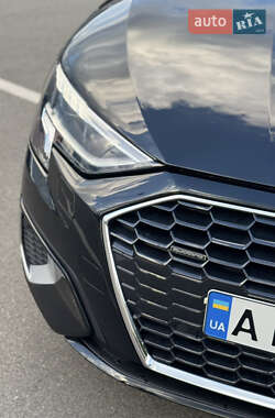 Седан Audi A3 2022 в 