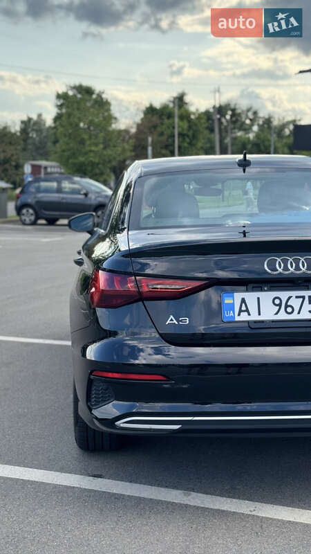 Седан Audi A3 2022 в Киеве