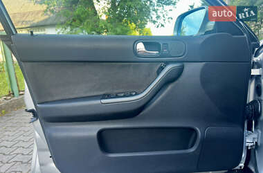 Хэтчбек Audi A3 2001 в 