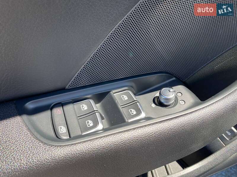 Седан Audi A3 2018 в Львове