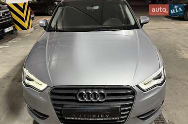 Хэтчбек Audi A3 2016 в 