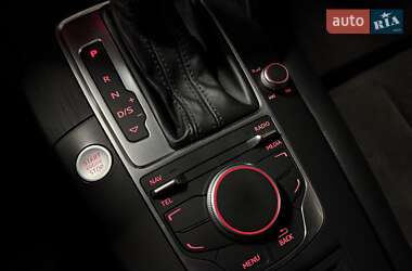 Хэтчбек Audi A3 2016 в 