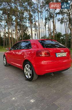 Хэтчбек Audi A3 2010 в 