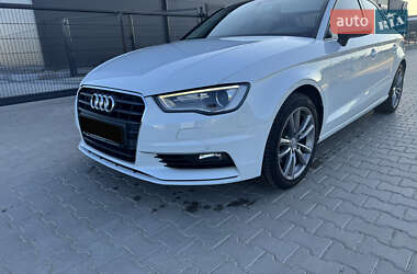 Седан Audi A3 2016 в Івано-Франківську