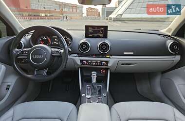 Седан Audi A3 2016 в 