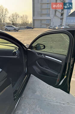 Седан Audi A3 2015 в 