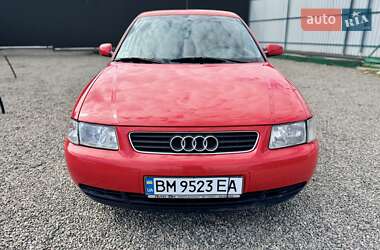 Хэтчбек Audi A3 1999 в 