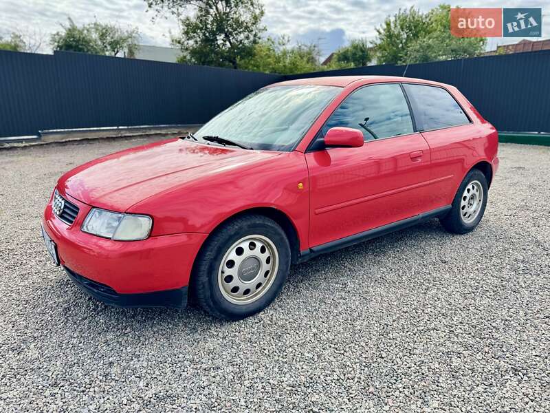 Хэтчбек Audi A3 1999 в Сумах