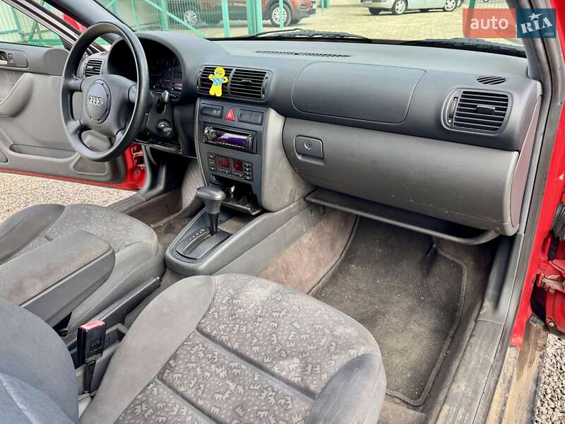 Хэтчбек Audi A3 1999 в Сумах