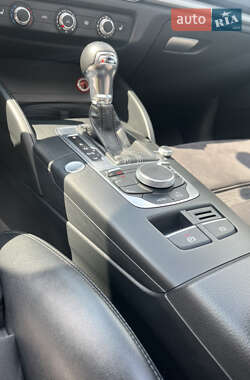 Хэтчбек Audi A3 2016 в 