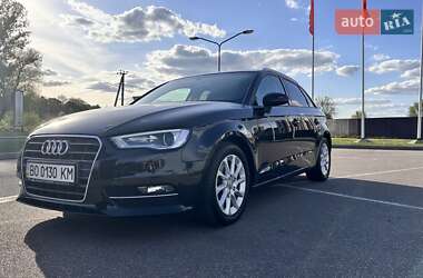 Хэтчбек Audi A3 2016 в Киеве