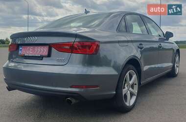 Седан Audi A3 2015 в 