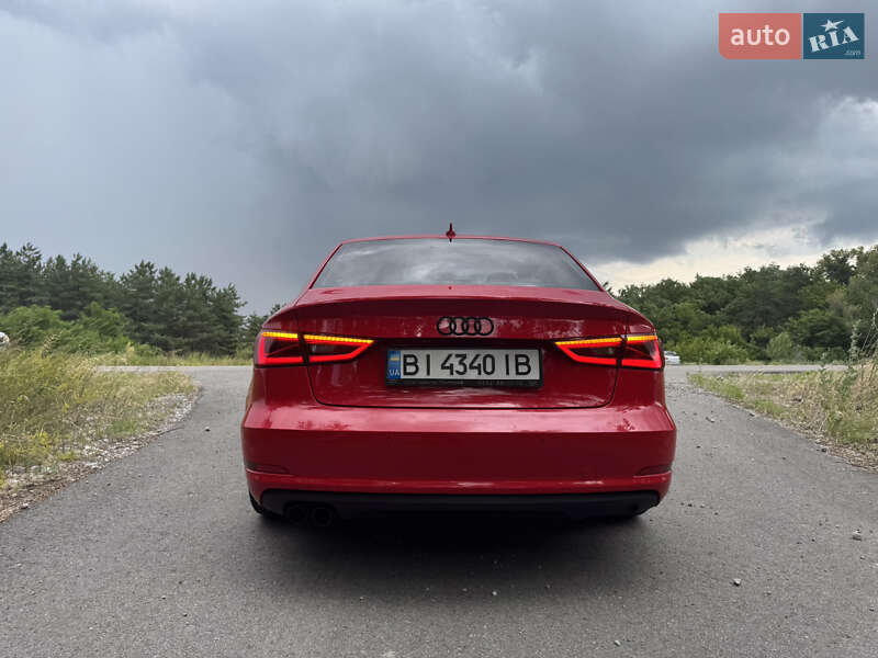 Седан Audi A3 2013 в Каменском